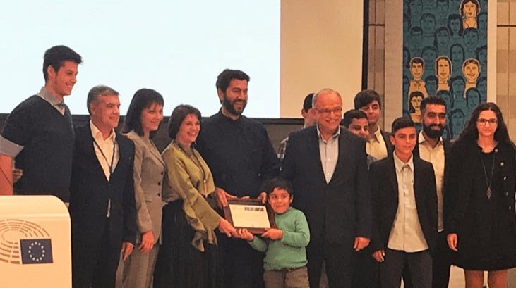 Un preot grec, „cel mai bun cetățean european” al anului 7749