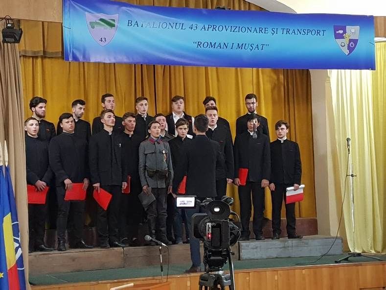 „100 de ani în 100 de cuvinte”, la Roman 7486