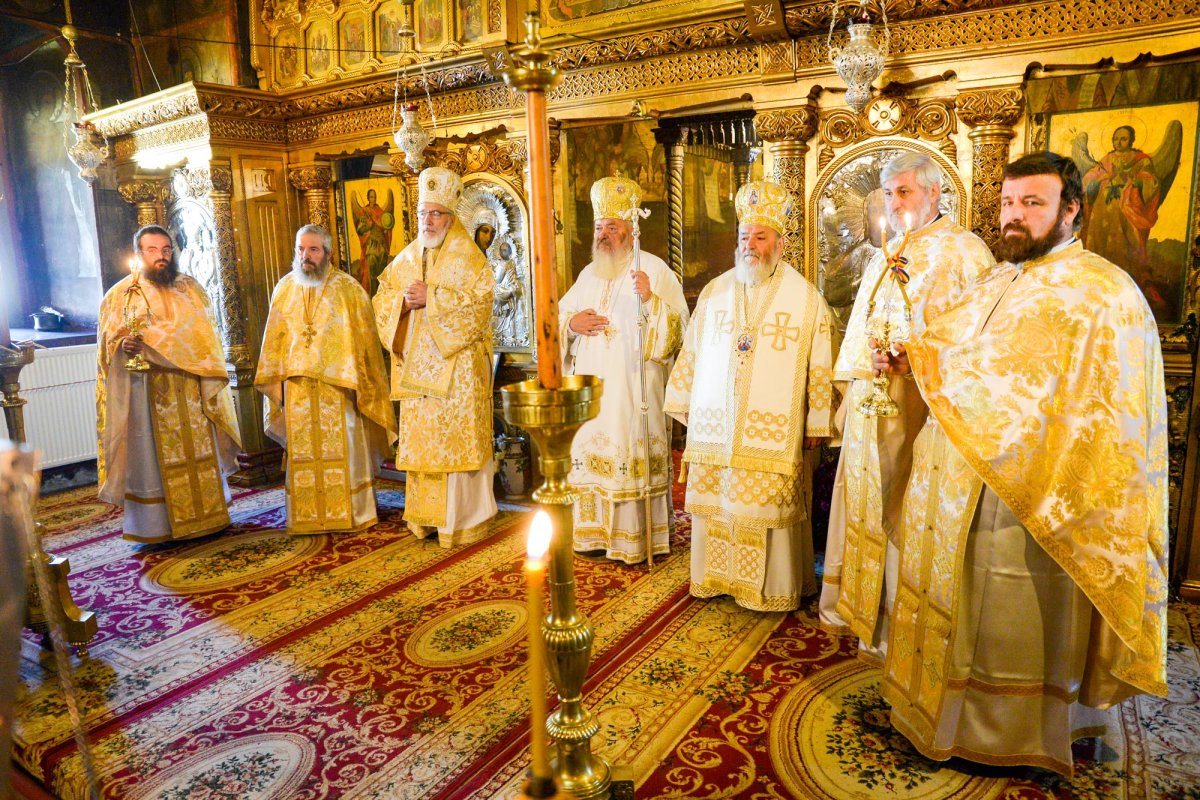 Hramul istoric al Mănăstirii Căldărușani 7537