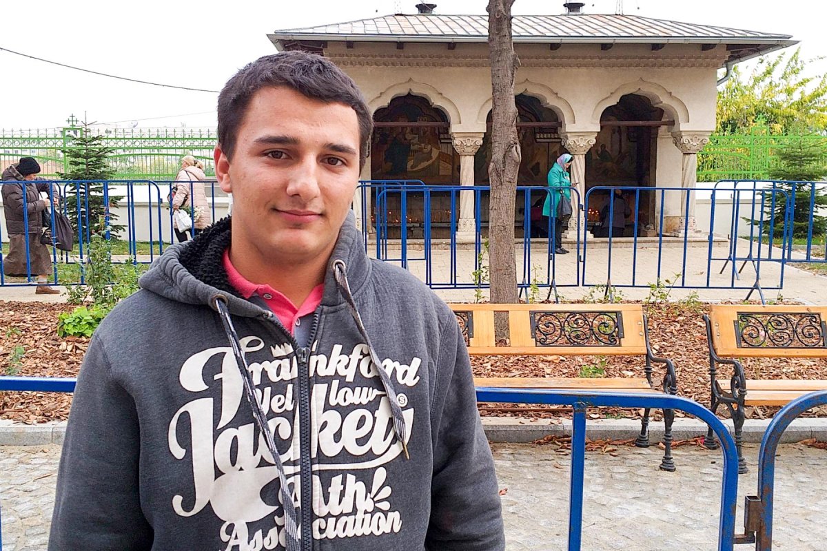 Mărturii pe Colina Bucuriei despre minunile Sfântului Dimitrie 7547