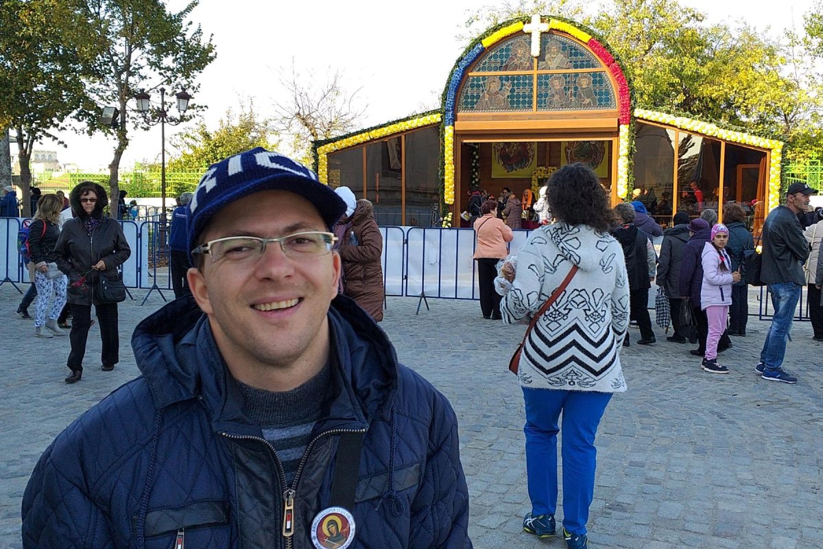 Mărturii pe Colina Bucuriei despre minunile Sfântului Dimitrie 7548