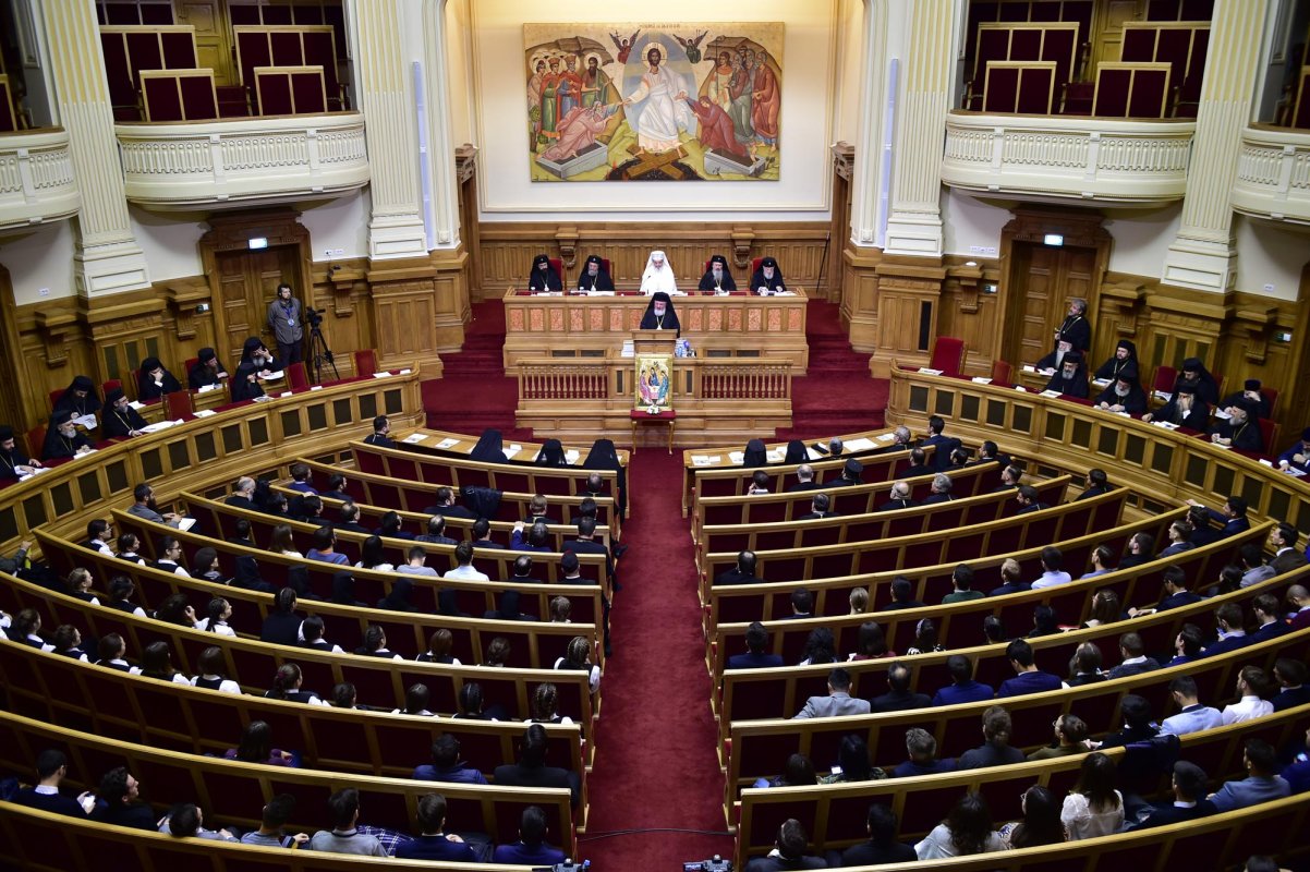Ședință solemnă a Sfântului Sinod 7528