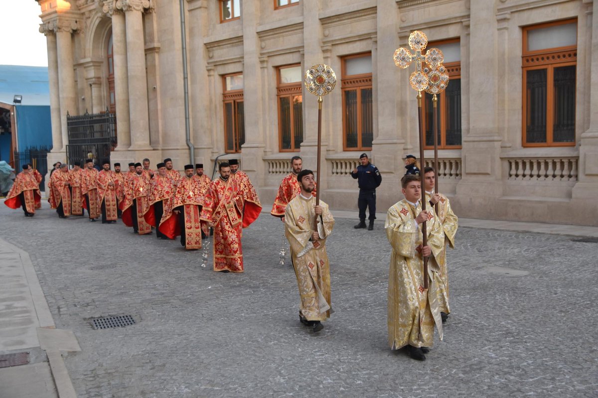 Slujbă de priveghere la Catedrala Patriarhală 7516