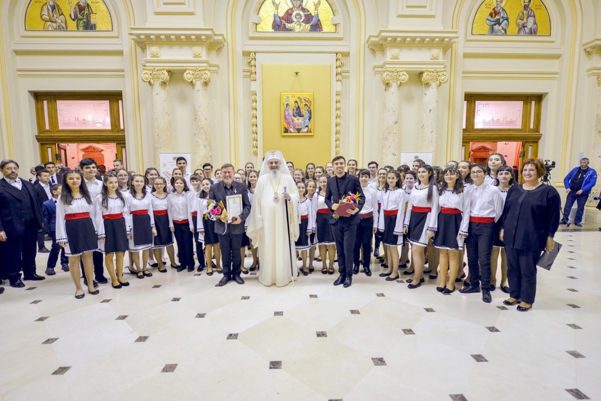 Ediția a 11-a a Festivalului-concurs „Lăudaţi pe Domnul!” 7445