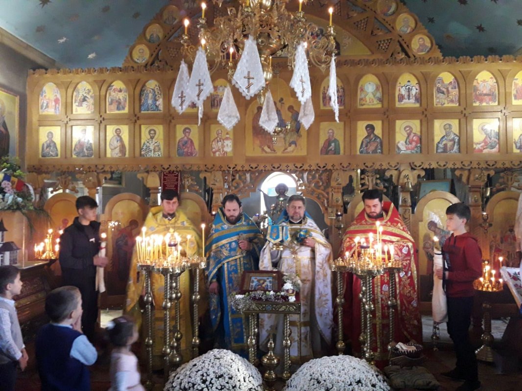 Protocol încheiat între parohii din România şi Republica Moldova 7333