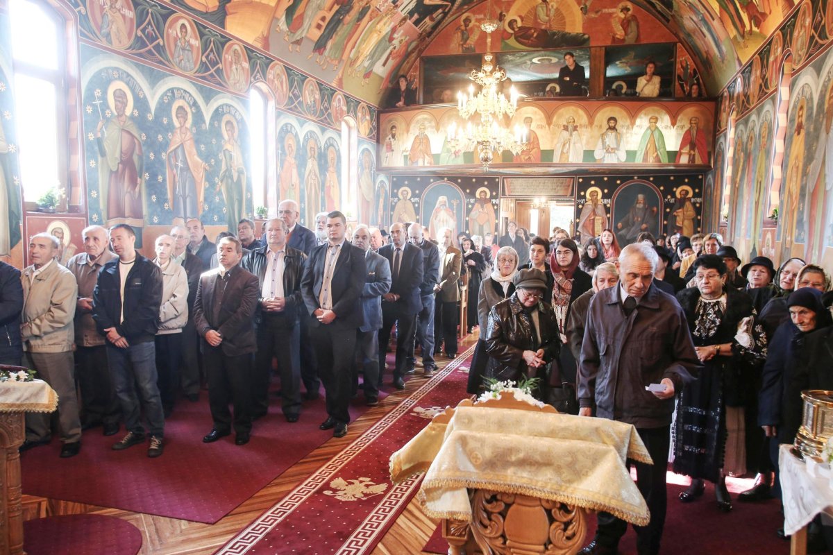 Slujiri arhiereşti în Duminica a 24-a după Rusalii 7346