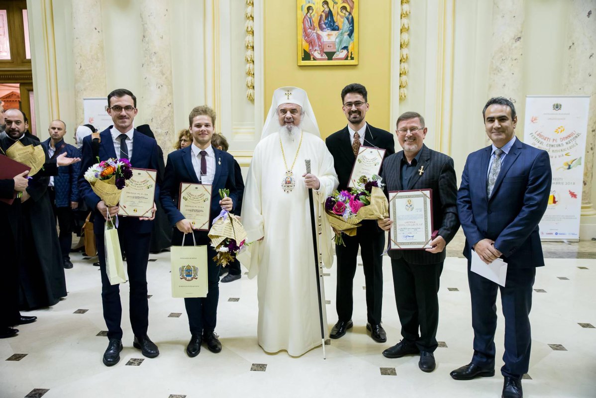 Creații muzicale dedicate unității de credință și de neam 7306