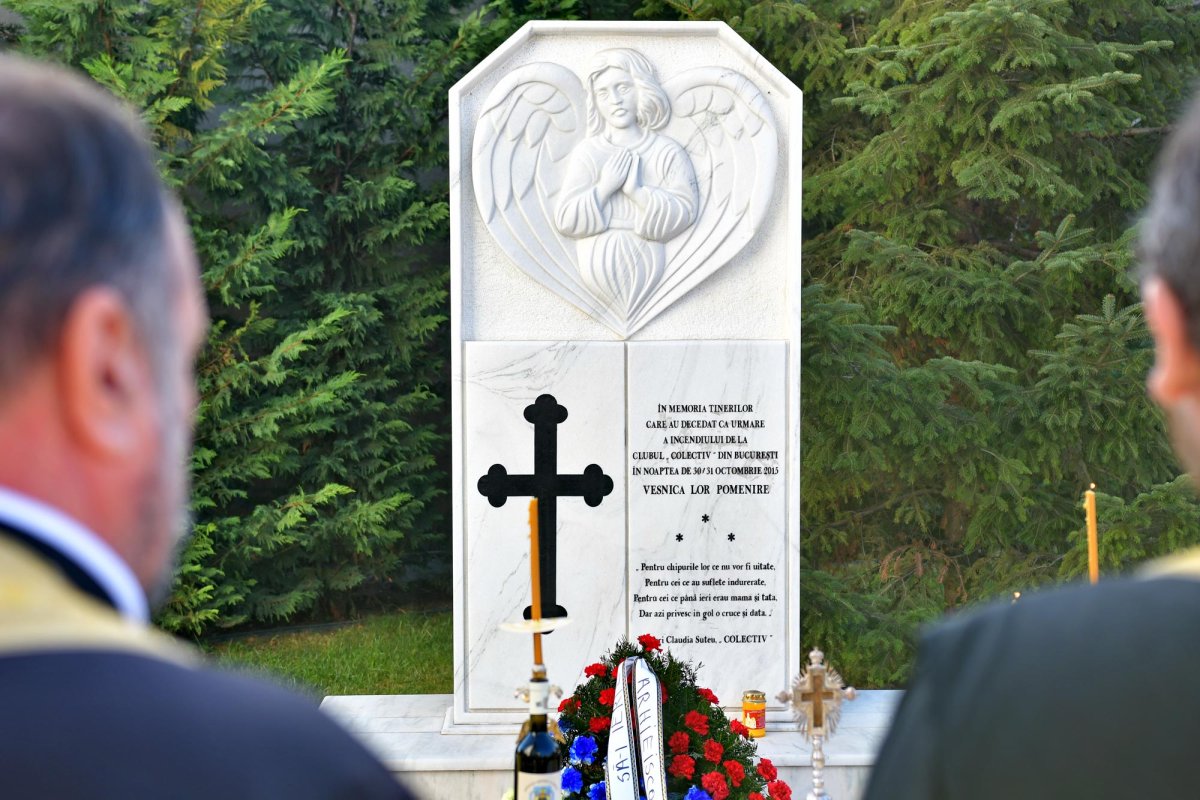 Slujbe de pomenire pentru victimele de la Colectiv 7287