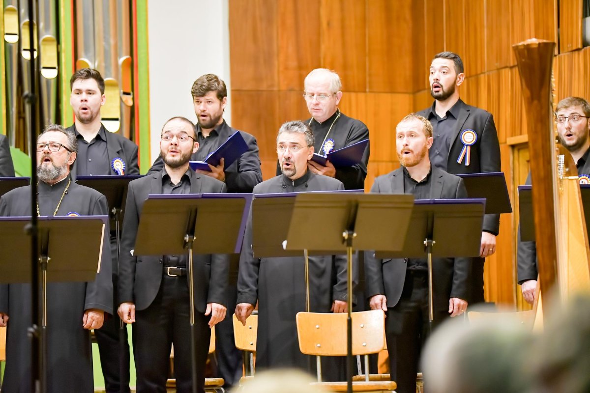 Concert al Coralei „Te Deum Laudamus” la Conservator 7208