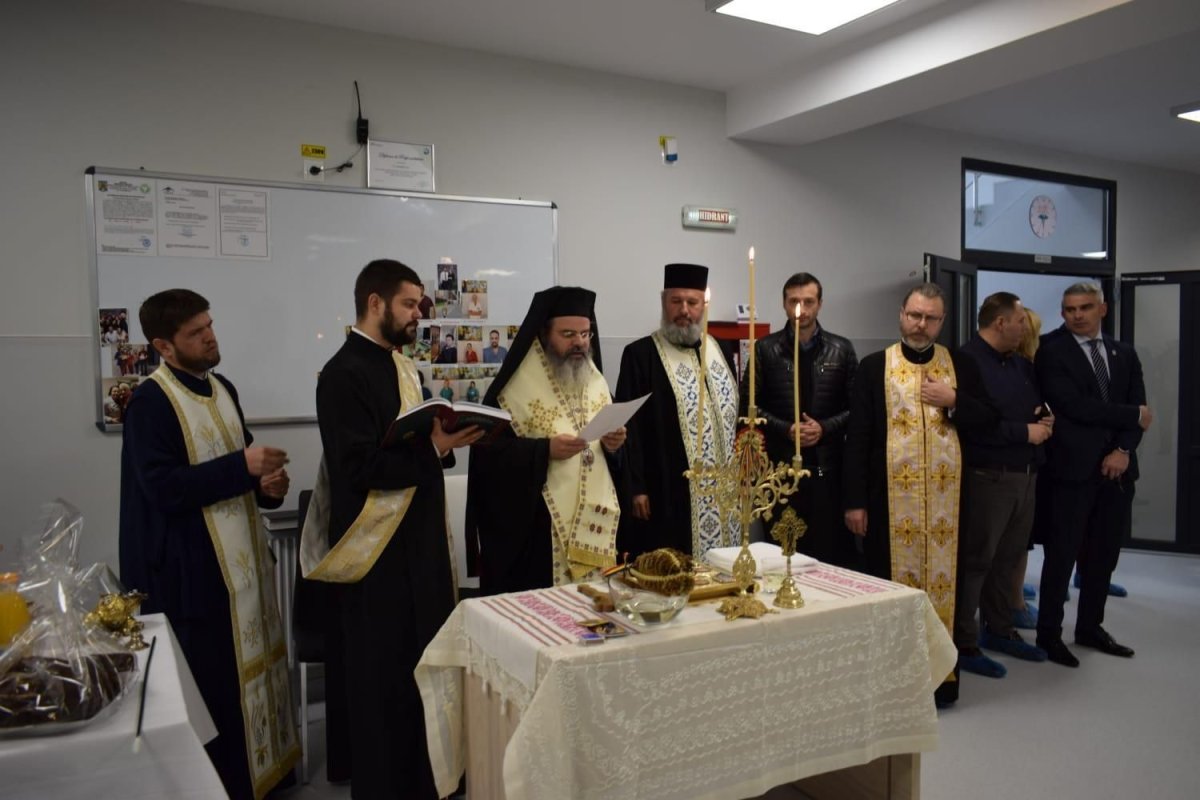 „Dragostea pentru aproapele vindecă toate suferinţele” 7015