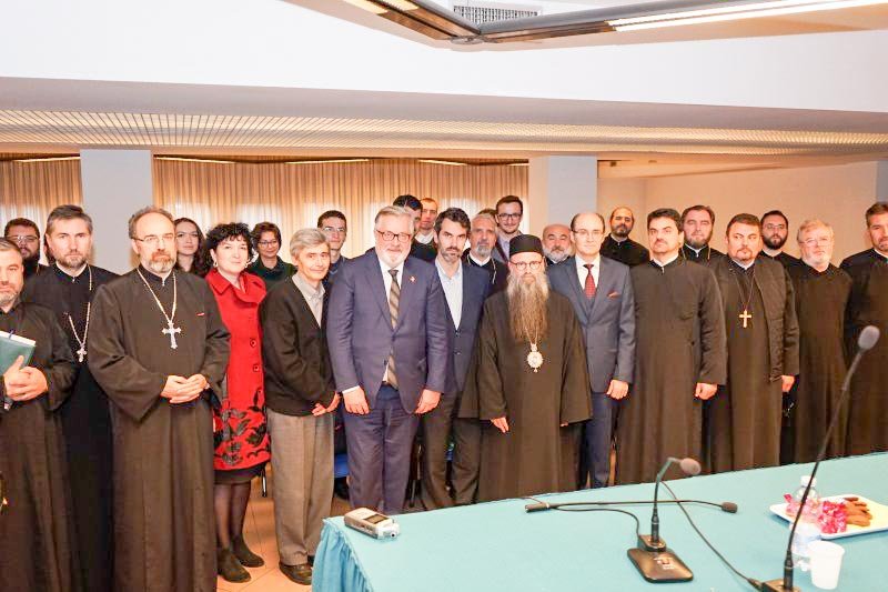 Simpozion dedicat Centenarului la Milano 7061