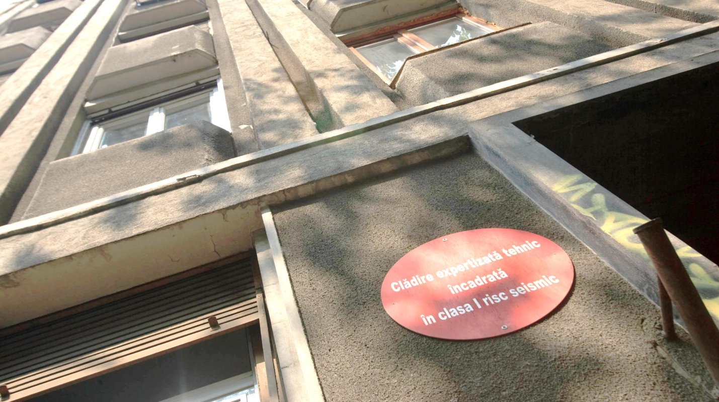 Au început consolidările la blocurile cu risc seismic 6957