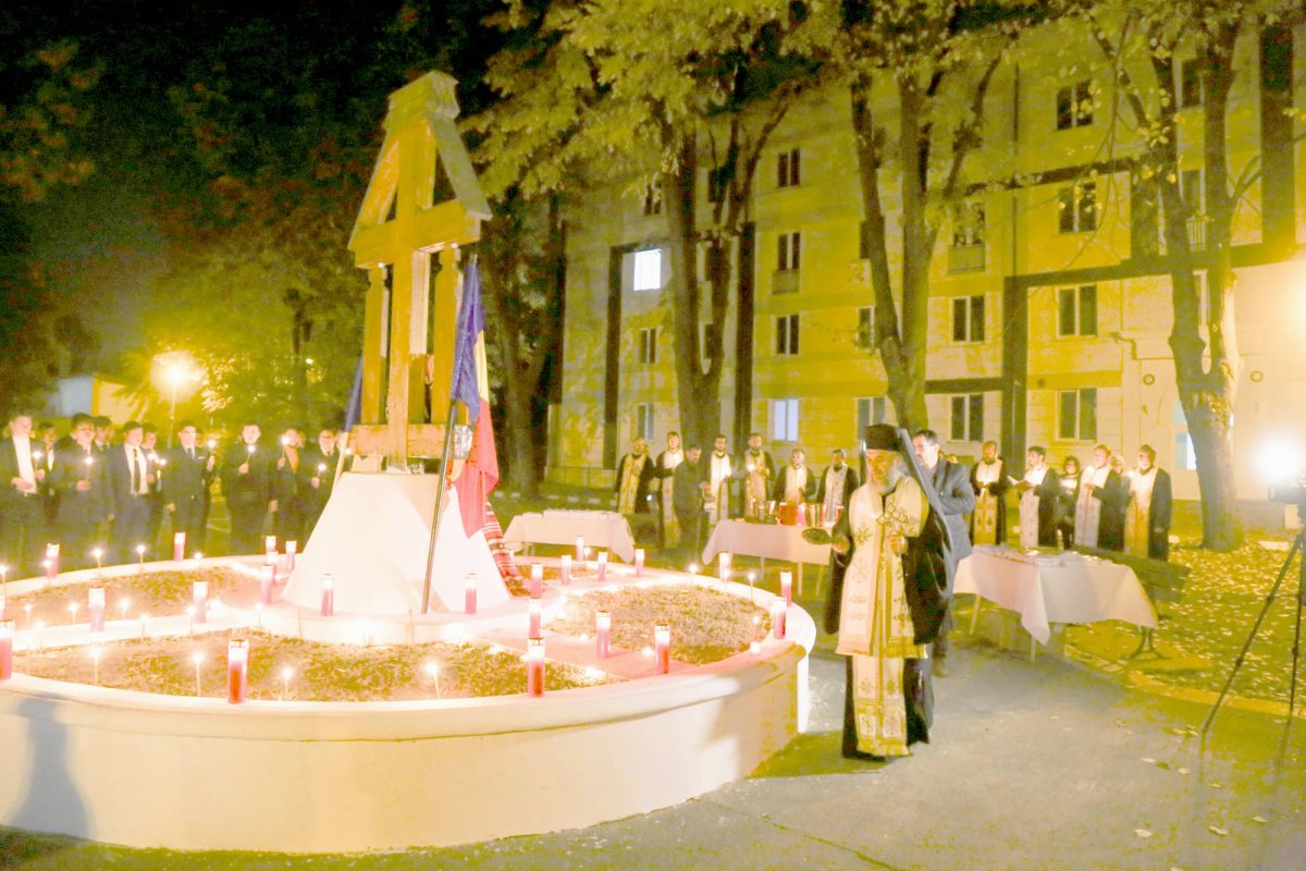 Cămine studenţeşti din Galaţi binecuvântate de Chiriarhul Dunării de Jos  6947
