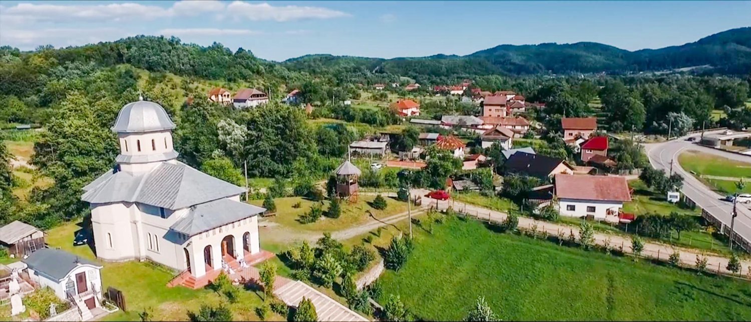 Preotul Alexandru Dobrescu din Brebina 6921