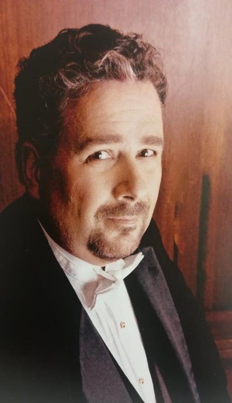 Compoziții americane pe versuri eminesciene 6894