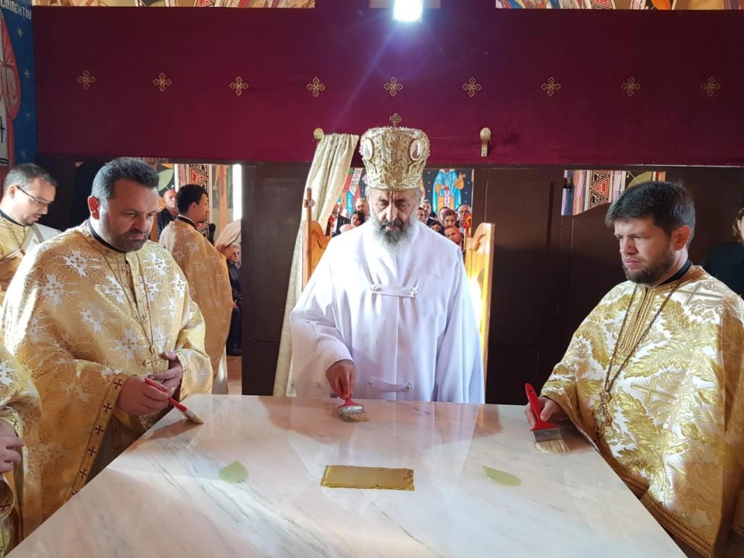 Slujiri şi binecuvântări arhiereşti în duminica a 22-a după Rusalii 6837