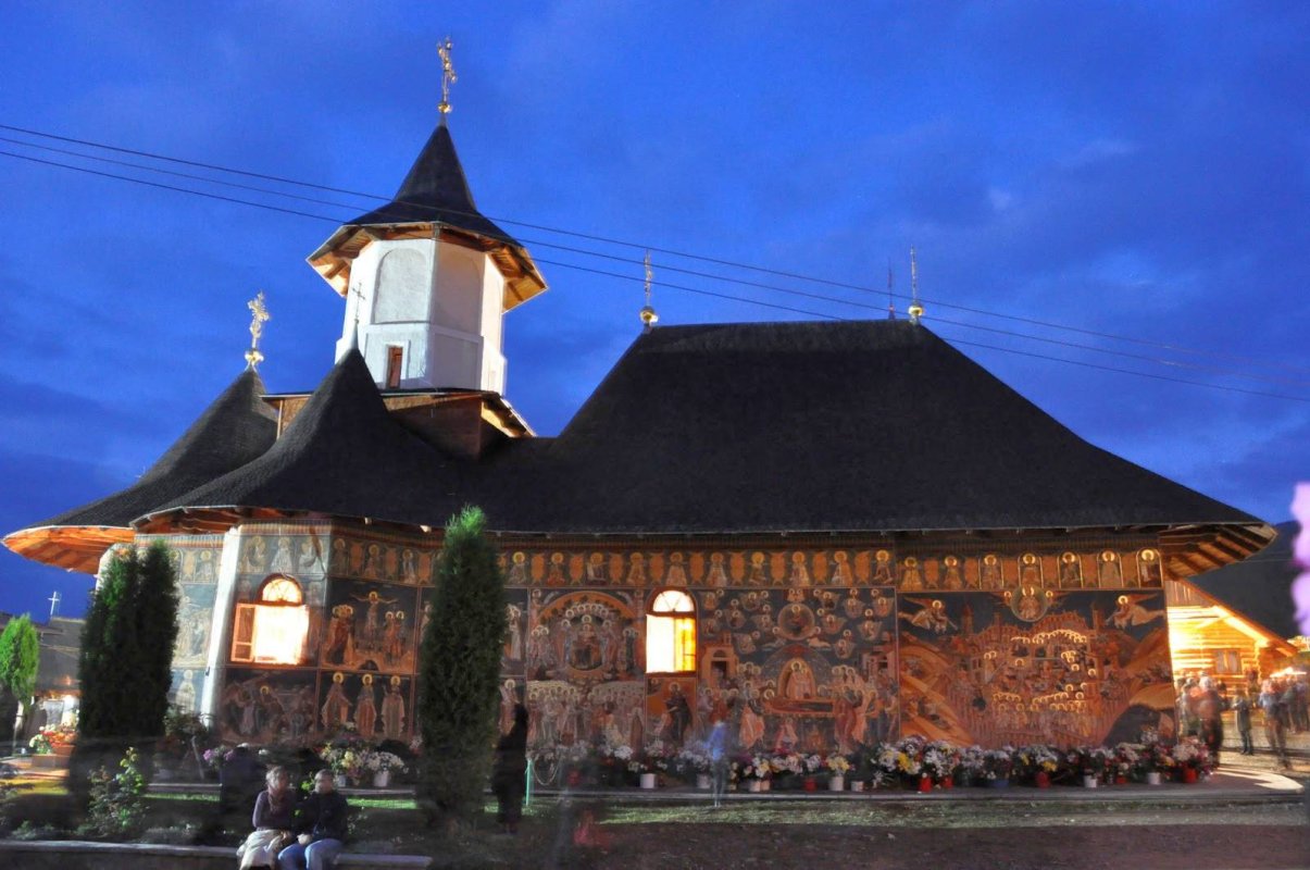 Biserici în sărbătoare de Sfinţii Arhangheli Mihail şi Gavriil 6671