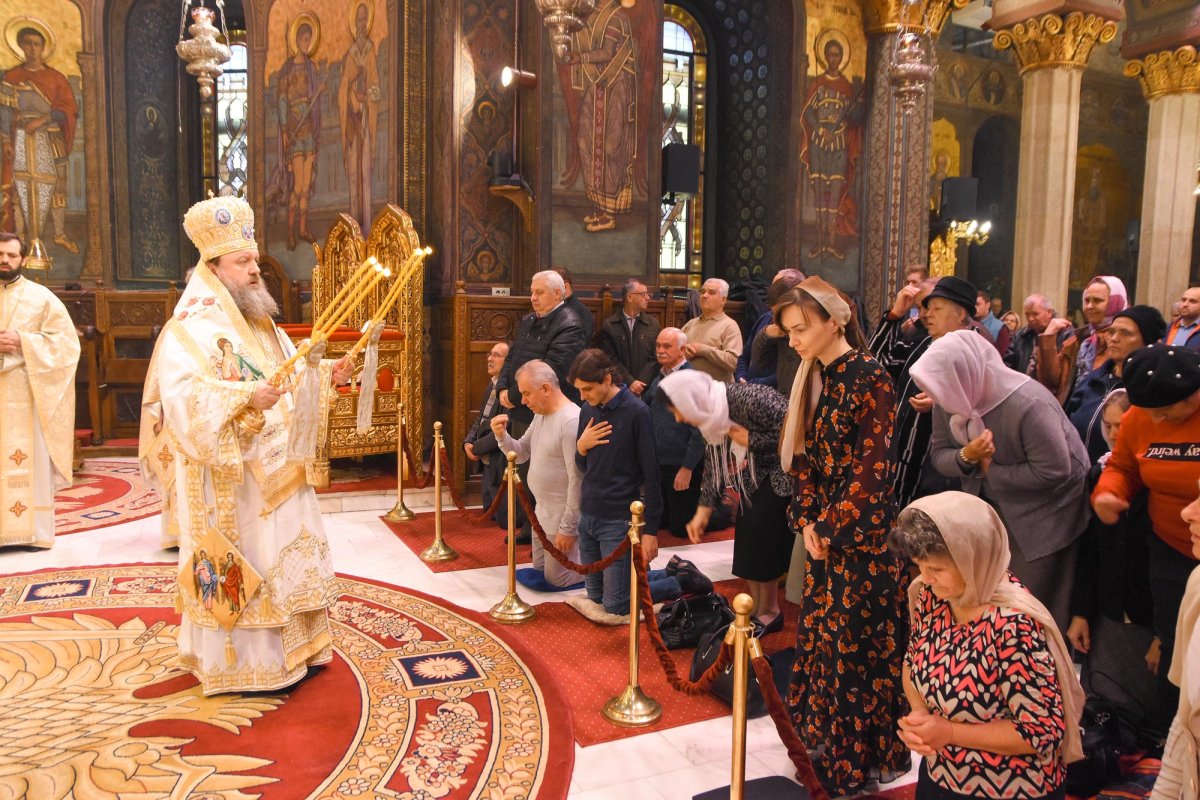 Sfinții Arhangheli, prăznuiți la Catedrala Patriarhală 6658