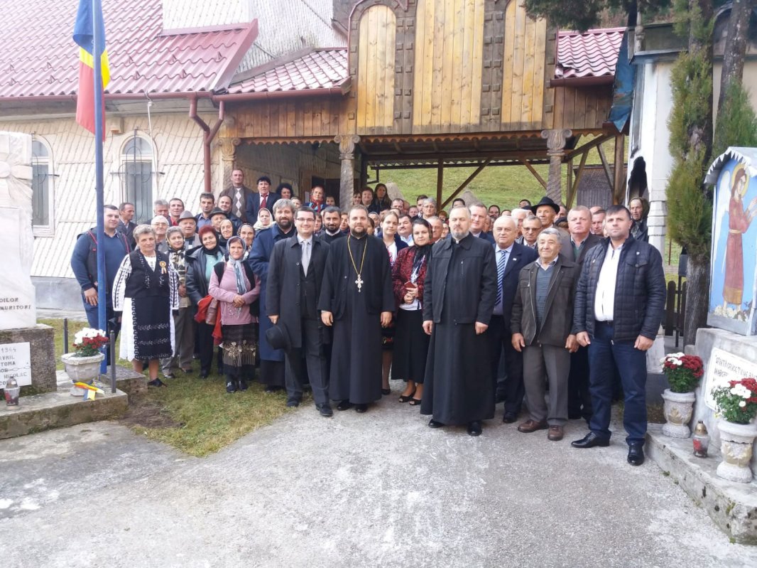 Hramuri şi slujiri arhiereşti de Sfinții Arhangheli Mihail și Gavriil 6507