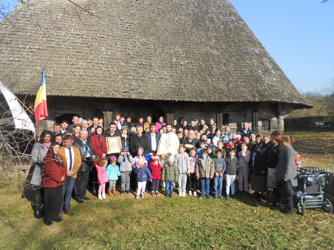 Hramuri şi slujiri arhiereşti de Sfinții Arhangheli Mihail și Gavriil 6508