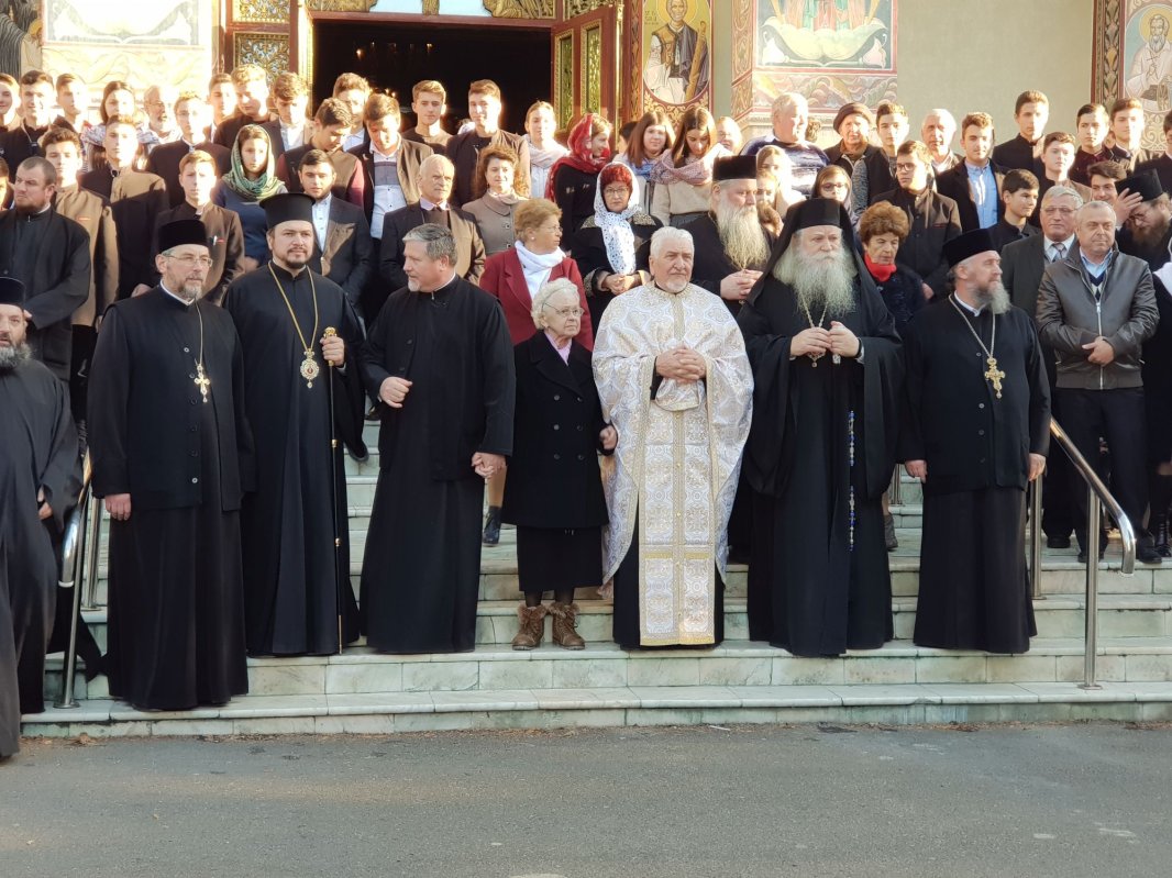 Părintele prof. univ. dr. Mihai Vizitiu - un gând bun la ceas aniversar 6490