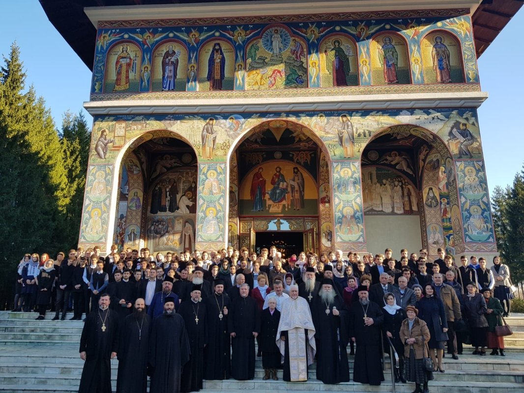 Părintele prof. univ. dr. Mihai Vizitiu - un gând bun la ceas aniversar 6492