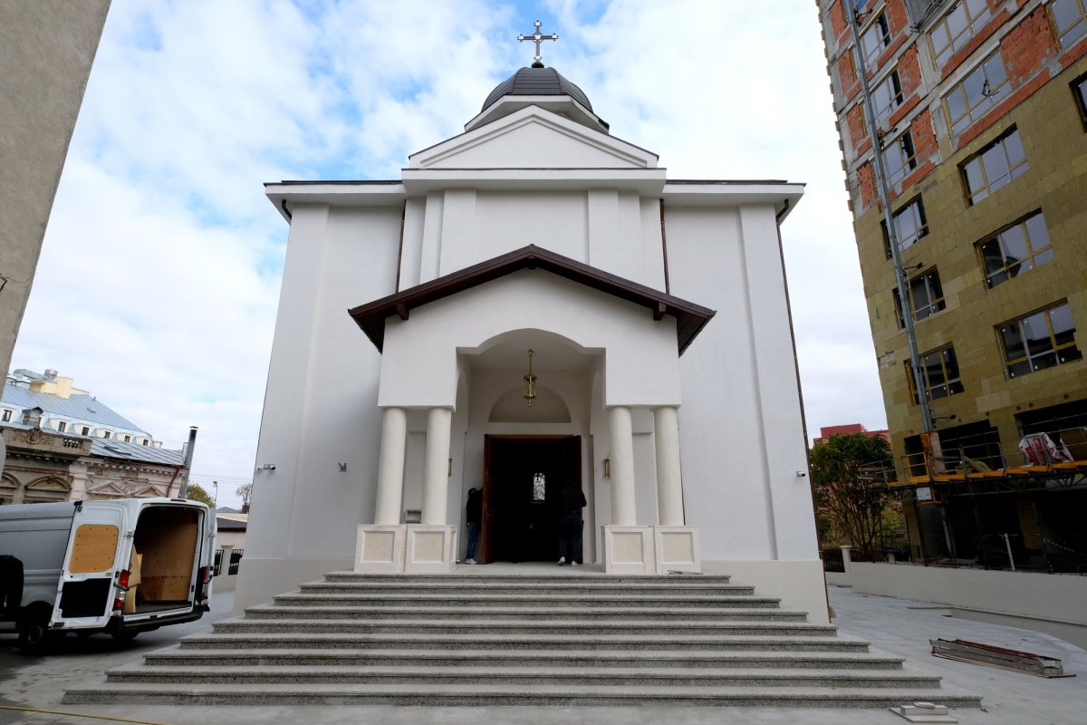 Povestea reînvierii unui locaş de cult simbol 6534