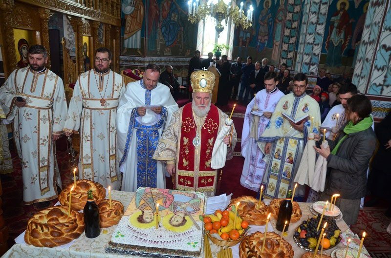 Zi de hram la biserici închinate Sfinților Arhangheli 6549