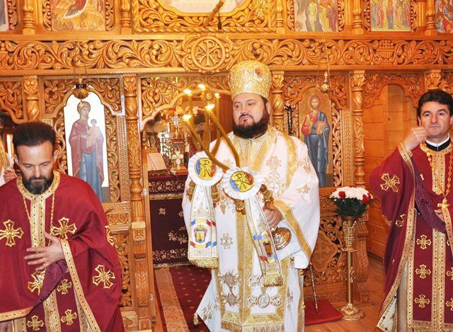 Slujiri arhierești în Duminica a 25-a după Rusalii, a samarineanului milostiv 6360