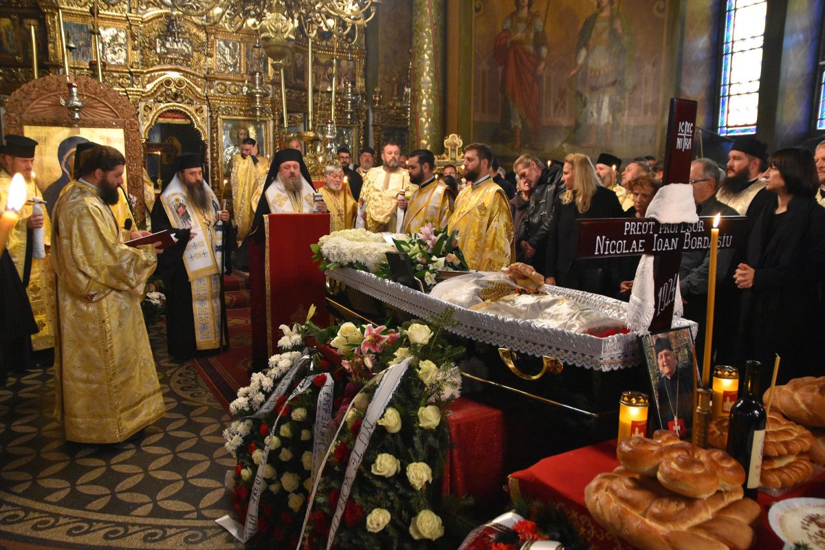 Slujitor înţelept al Bisericii și mărturisitor al lui Hristos în temniţele comuniste 6404