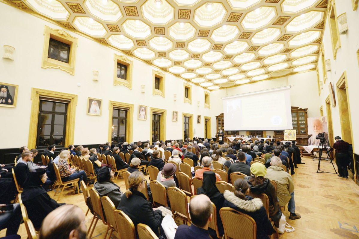 A debutat Colocviul internaţional „Întâlnirea cu duhovnicul” 6231