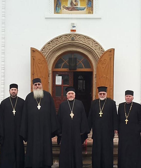 Părintele Constantin Mosor în galeria profesorilor nemţeni 6219