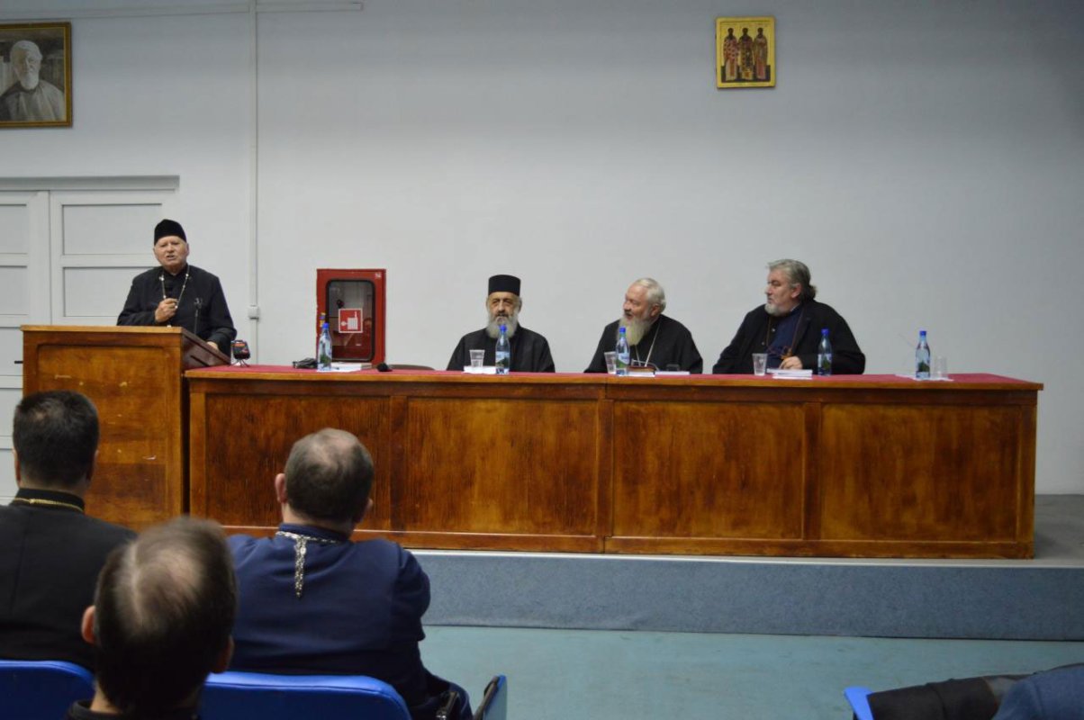 Episcopul Ioan Mihălțan, omagiat la Alba Iulia 6018