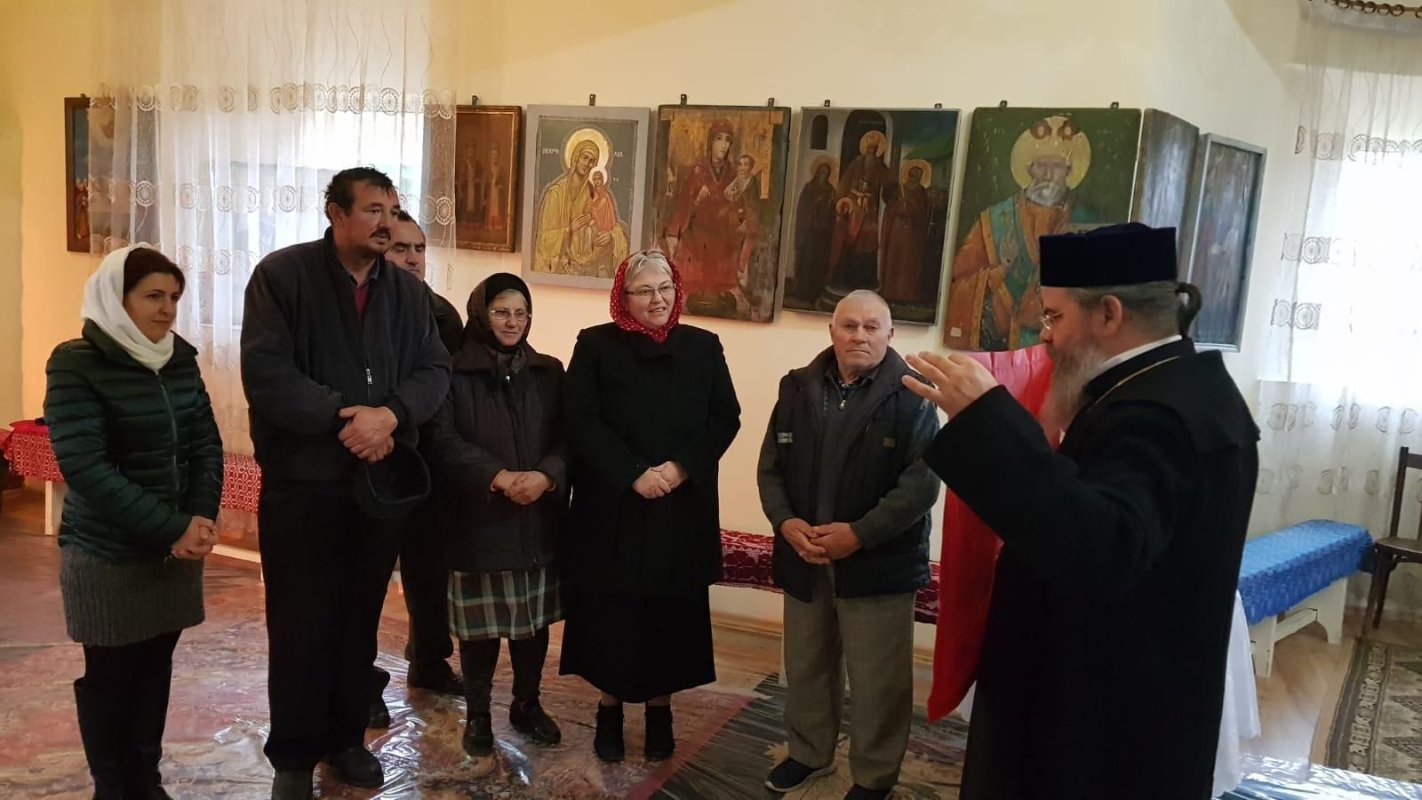 Vizite arhiereşti în Protopopiatul Huşi 6004