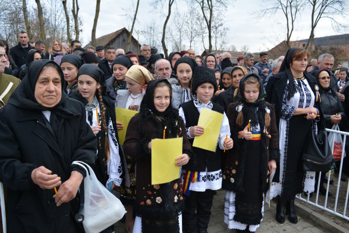 Binecuvântare pentru noua biserică din Delureni, Bistrița-Năsăud 5954