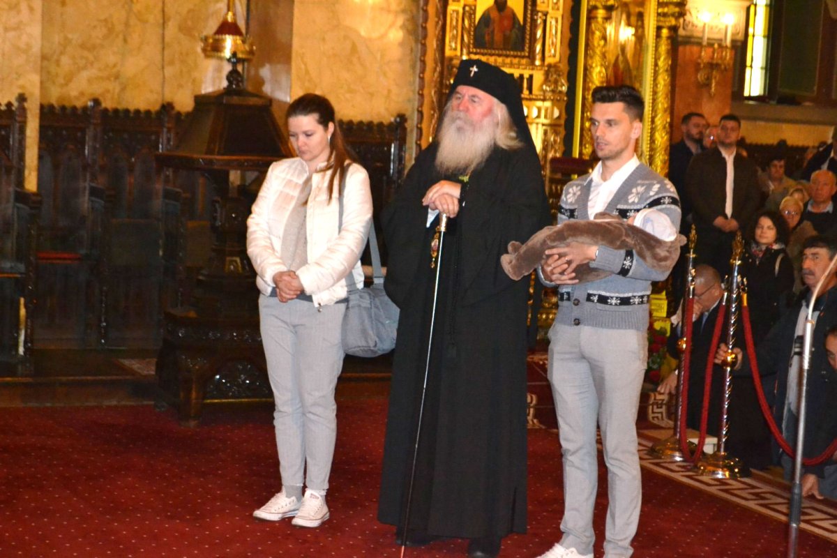 Sfințiri în prima duminică a Postului Nașterii Domnului 5898