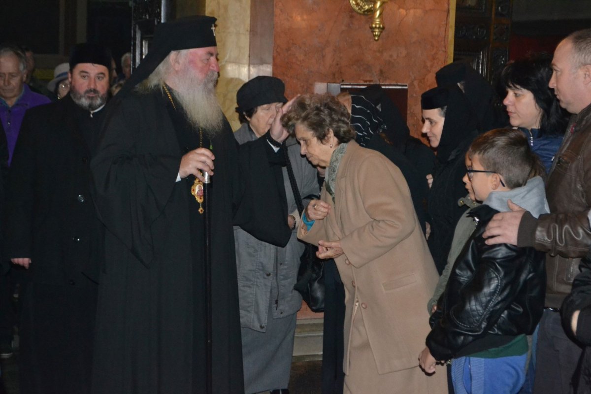 Sfințiri în prima duminică a Postului Nașterii Domnului 5900