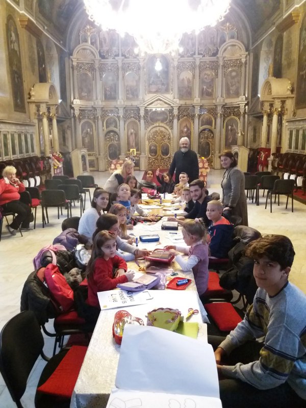 Copiii din Caransebeș se pregătesc de Crăciun 5820