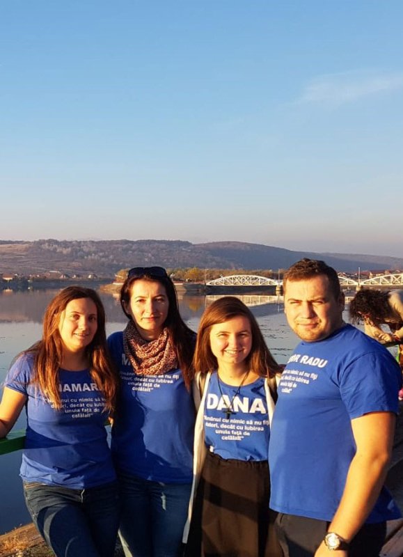 Tineri clujeni, pelerini la mănăstiri din Alba, Hunedoara, Gorj și Mehedinți 5796