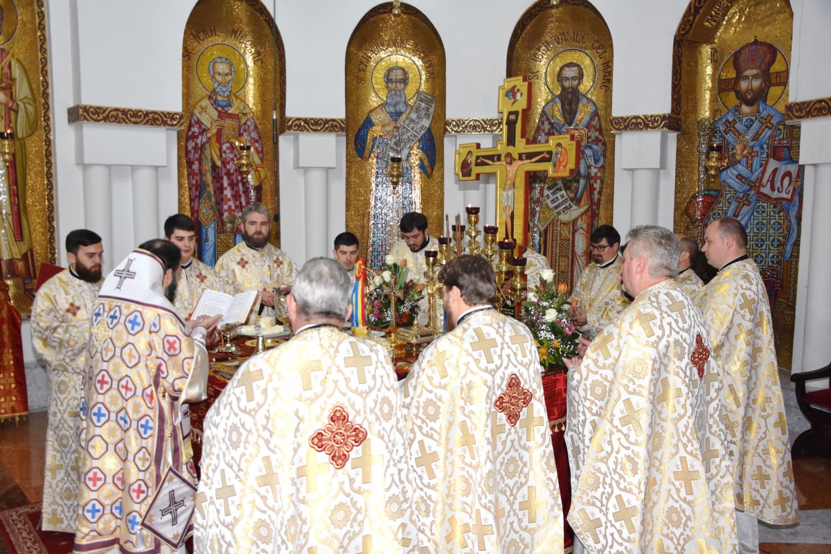 Comuniune euharistică la început de post 5773