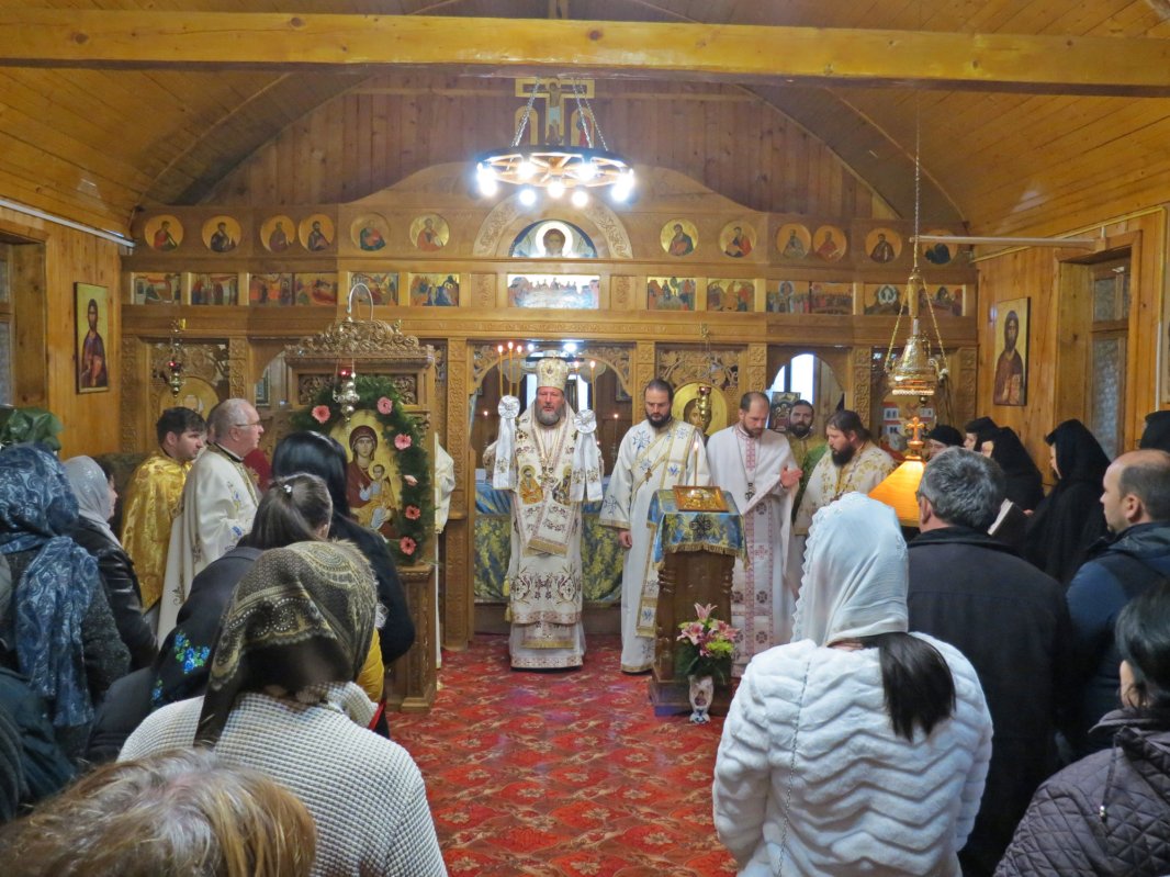 Praznicul Intrării în biserică a Maicii Domnului, în Banat 5605