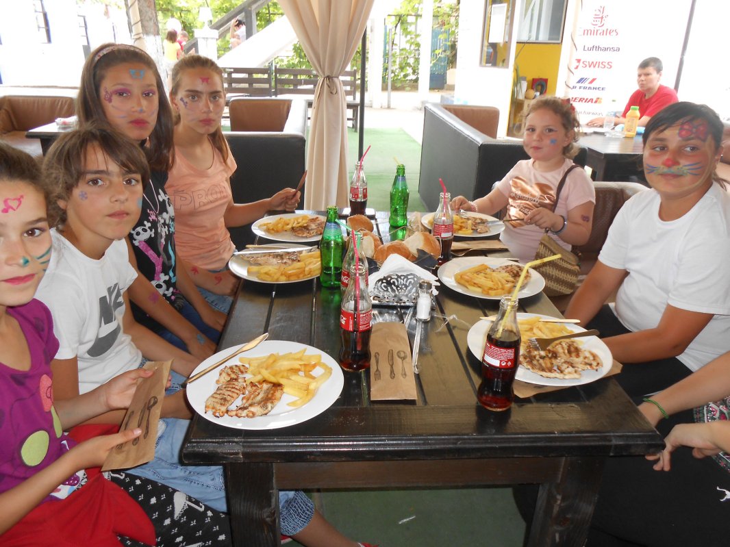 Programe sociale ale Bisericii pentru ajutorarea nevoiașilor 5621