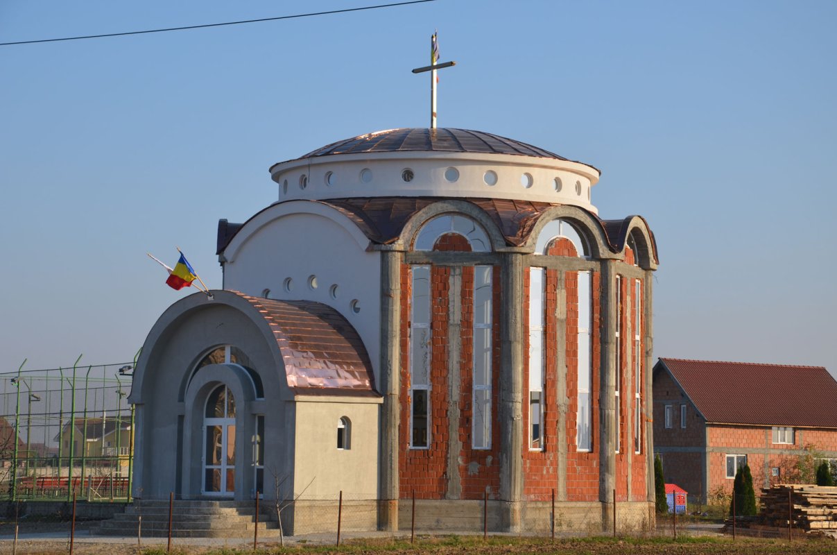 Slujiri arhiereşti şi hramuri la Intrarea în biserică a Maicii Domnului 5589