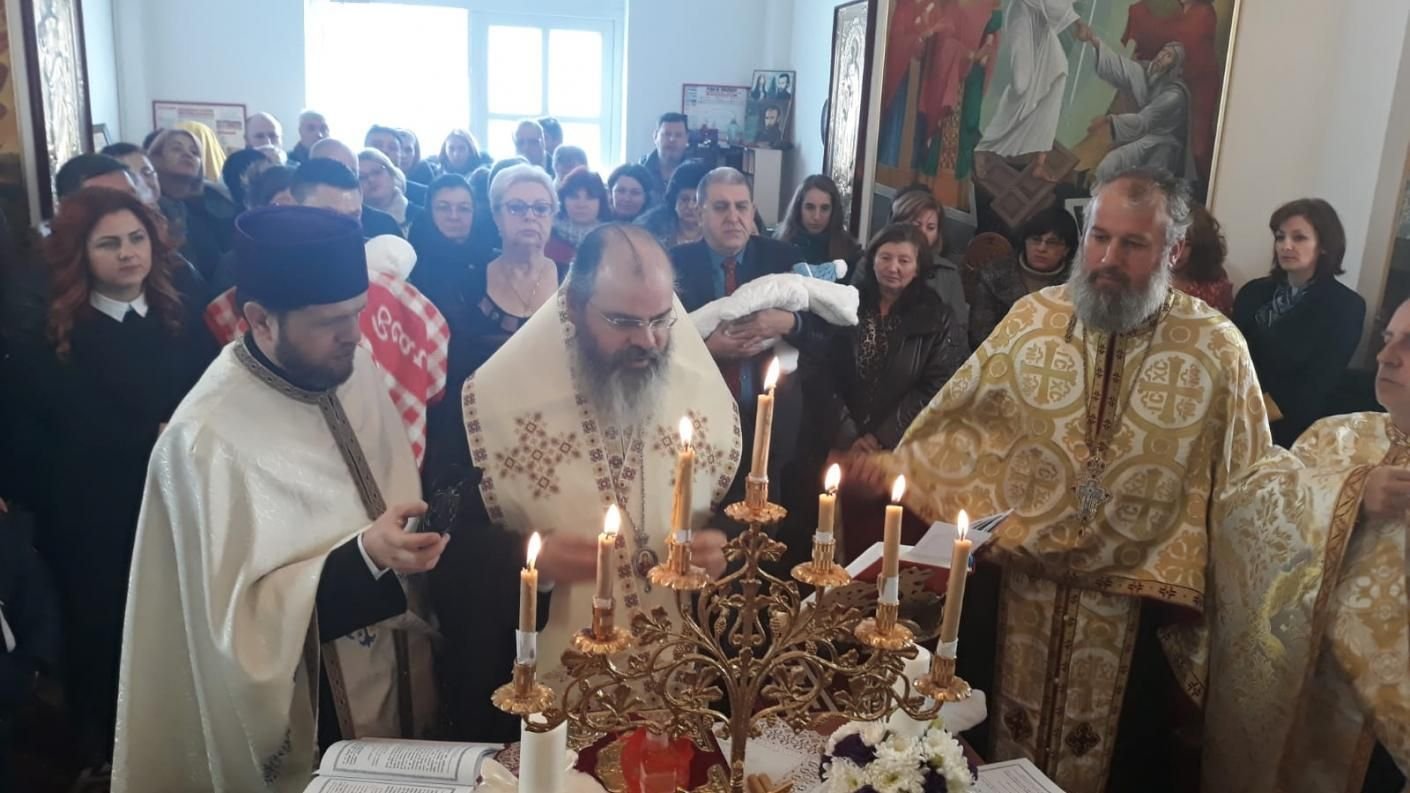 Taina Sfântului Botez pentru doi copii aflaţi în grija asistenţilor maternali 5577