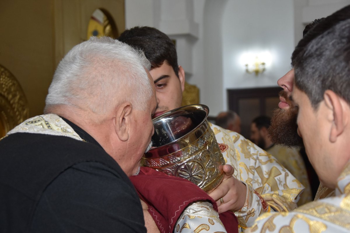 Preoții din Protopopiatul Reșița în unitate euharistică 5542