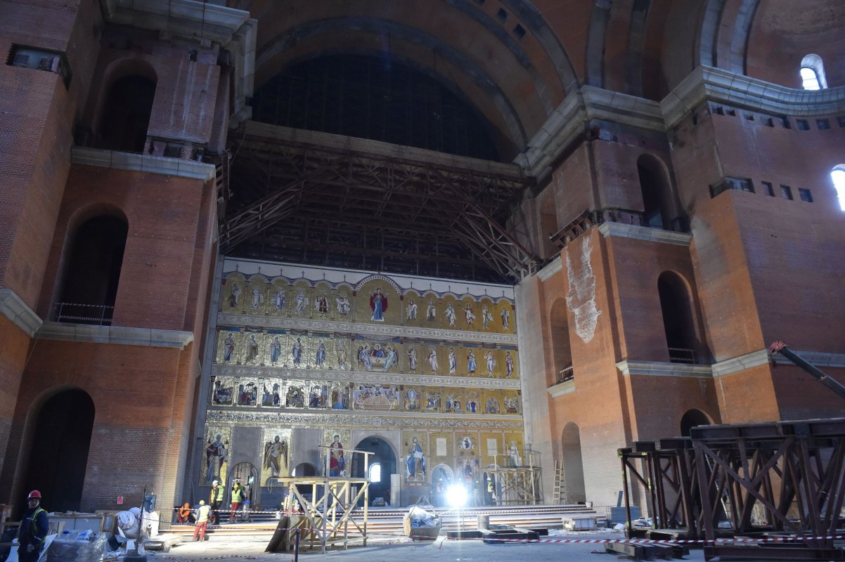 Catedrala Națională, un dar pentru Centenarul României 5688