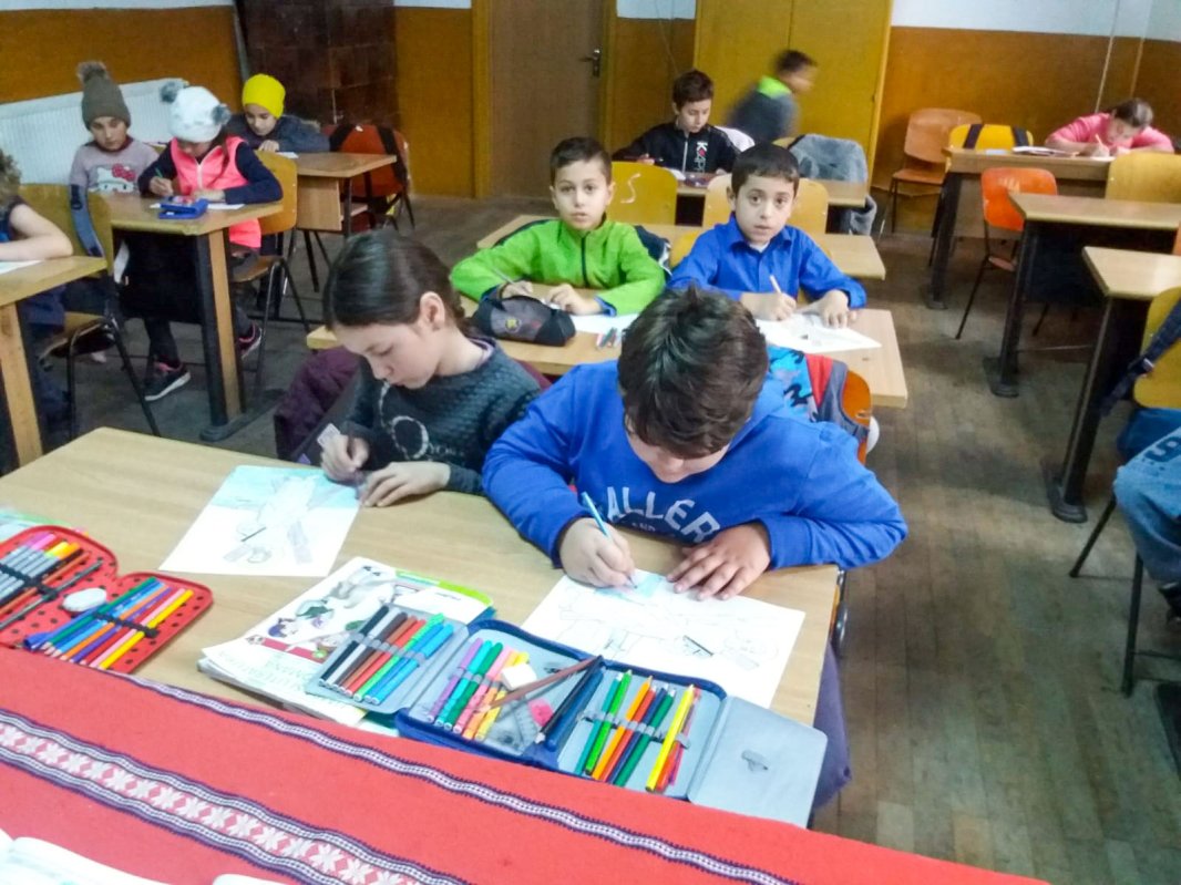 Concursul „Creionare în culoare” în Eparhia Râmnicului 5140