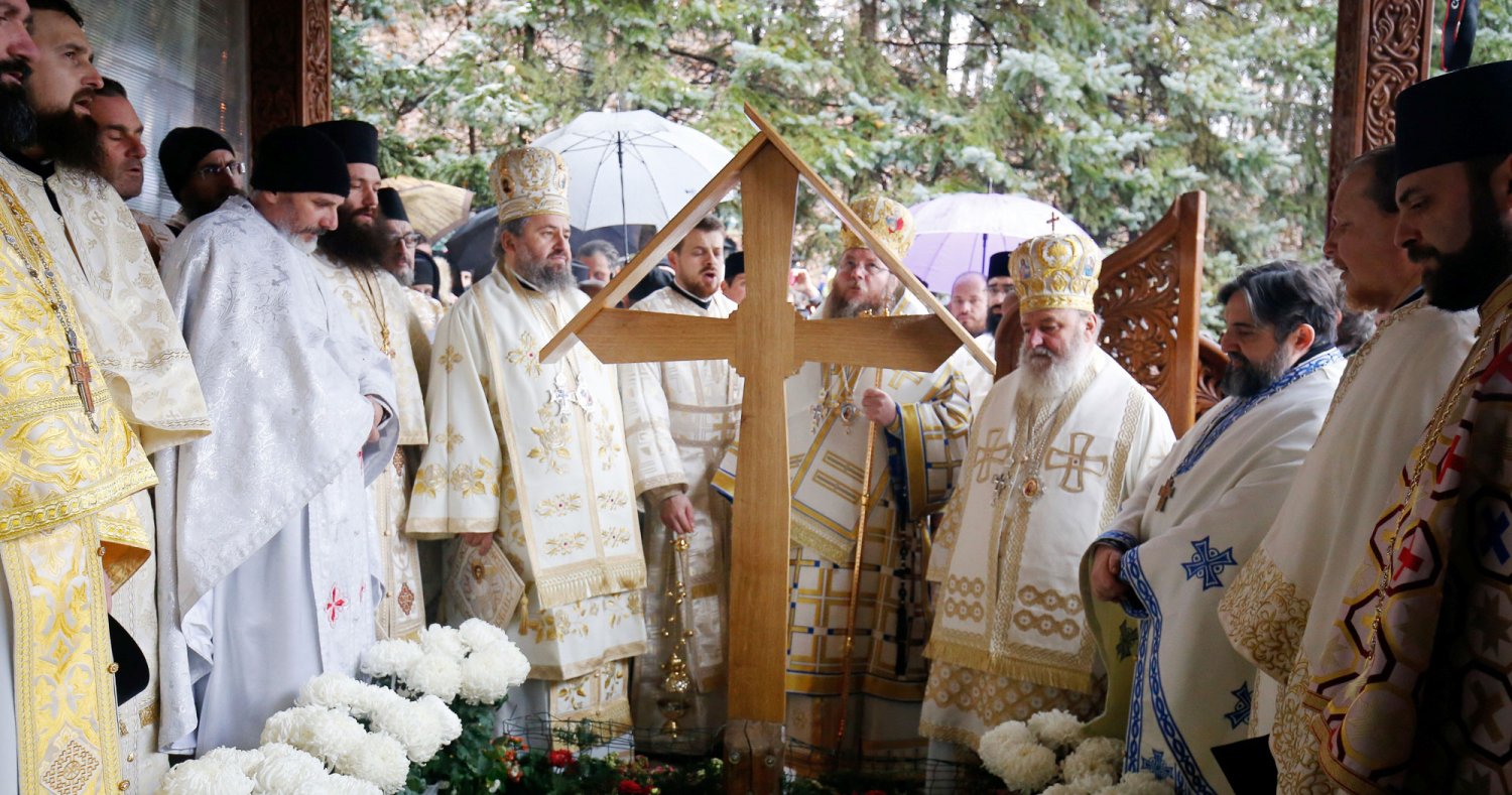 Parastas pentru părintele Arsenie Boca, la Prislop 5122