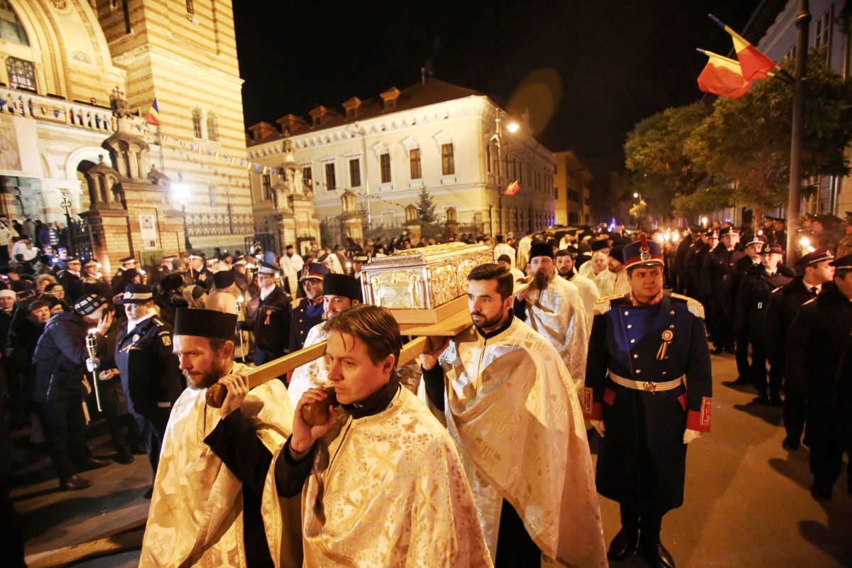 Sărbătoarea Sfântului Apostol Andrei şi a Sfântului Ierarh Andrei Șaguna 4994