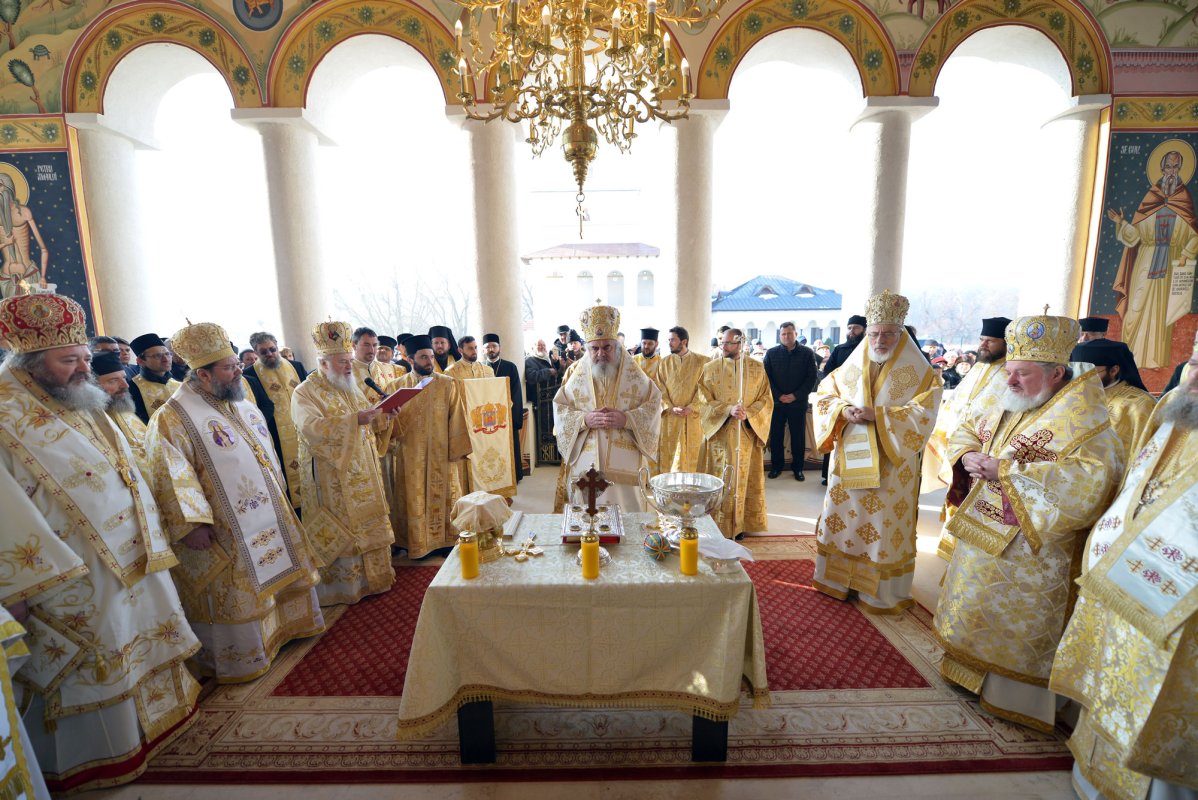 Sfințire în ostrovul Mănăstirii Cernica 5030